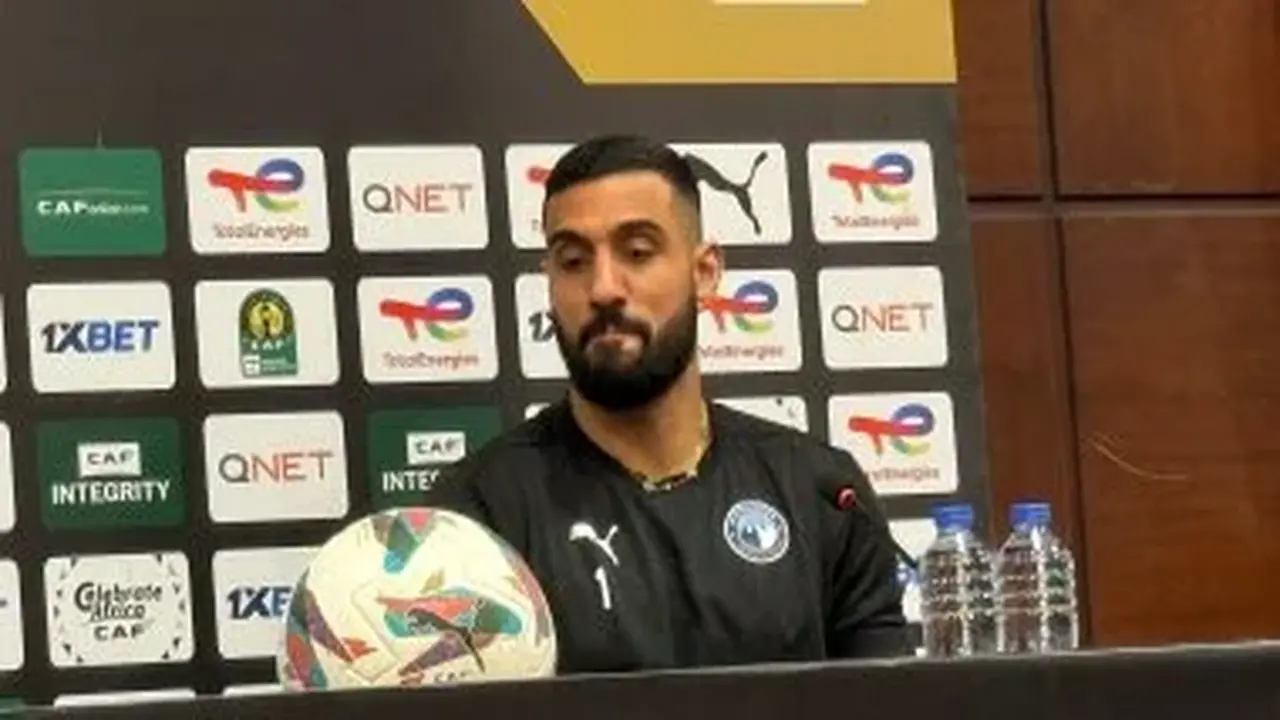 الشناوي وسامي يحققان رقمًا تاريخيًا بمشاركتهما 300 مباراة في دوري بيراميدز ضد المقاولون